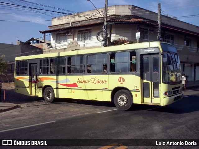 Viação Santa Lúcia 73 na cidade de Itaperuna, Rio de Janeiro, Brasil, por Luiz Antonio Doria. ID da foto: 6237455.