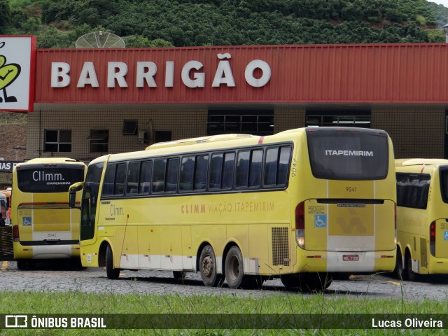 Viação Itapemirim 9047 na cidade de Manhuaçu, Minas Gerais, Brasil, por Lucas Oliveira. Número da foto: #6237976.