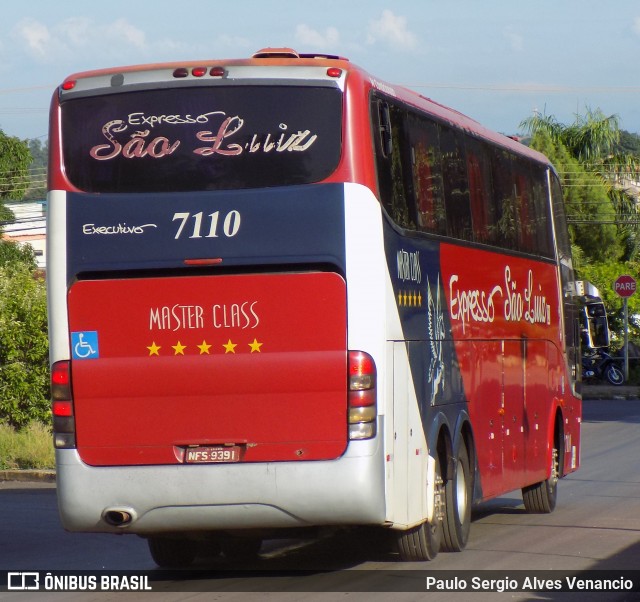 Expresso São Luiz 7110 na cidade de Cuiabá, Mato Grosso, Brasil, por Paulo Sergio Alves Venancio. Número da foto: #6236657.