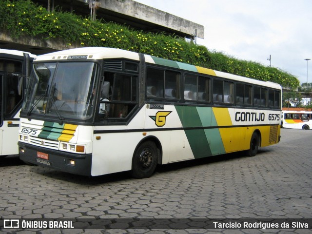 Empresa Gontijo de Transportes 6575 na cidade de Brasil, por Tarcisio Rodrigues da Silva. ID da foto: 6239630.