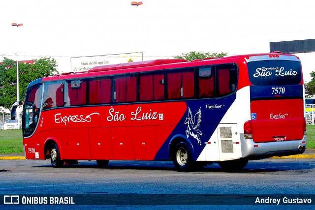 Expresso São Luiz 7570 na cidade de Brasil, por Andrey Gustavo. ID da foto: 6241987.