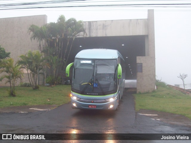 Viação Garcia 8513 na cidade de Apucarana, Paraná, Brasil, por Josino Vieira. ID da foto: 6242403.