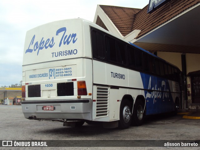 Lopes Tur 1030 na cidade de Oliveira, Minas Gerais, Brasil, por alisson barreto. ID da foto: 6242417.