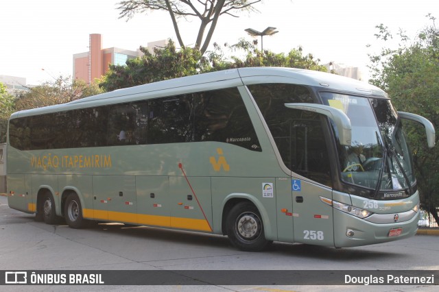 Viação Itapemirim 258 na cidade de São Paulo, São Paulo, Brasil, por Douglas Paternezi. Número da foto: #6242160.