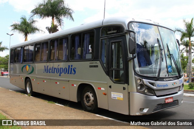 Expresso Metrópolis Transportes e Viagens 2201 na cidade de Jaguariúna, São Paulo, Brasil, por Matheus Gabriel dos Santos. Número da foto: #6246773.