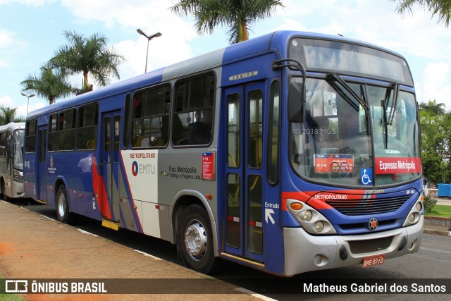 Expresso Metrópolis Transportes e Viagens MP-1163 na cidade de Jaguariúna, São Paulo, Brasil, por Matheus Gabriel dos Santos. Número da foto: #6246784.