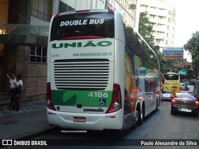 Empresa União de Transportes 4186 na cidade de Belo Horizonte, Minas Gerais, Brasil, por Paulo Alexandre da Silva. Número da foto: #6245497.