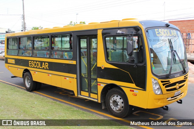 Escolares 00 na cidade de Jaguariúna, São Paulo, Brasil, por Matheus Gabriel dos Santos. Número da foto: #6246861.