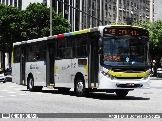 Real Auto Ônibus A41435 na cidade de Rio de Janeiro, Rio de Janeiro, Brasil, por André Luiz Gomes de Souza. Número da foto: #6247575.