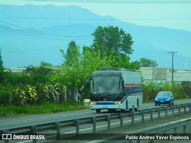 Buses Bustamante FXVT69 na cidade de Rengo, Cachapoal, Libertador General Bernardo O'Higgins, Chile, por Pablo Andres Yavar Espinoza. ID da foto: 6248746.