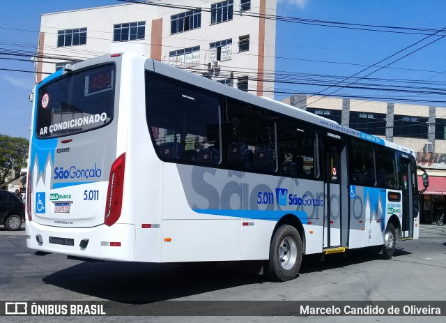 Viação Galo Branco 5.011 na cidade de São Gonçalo, Rio de Janeiro, Brasil, por Marcelo Candido de Oliveira. Número da foto: #6197968.