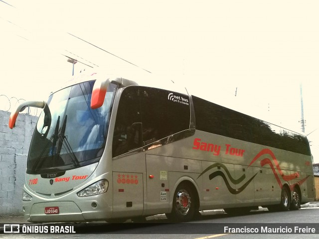 Sany Tour 7100 na cidade de São Paulo, São Paulo, Brasil, por Francisco Mauricio Freire. Número da foto: #6198356.