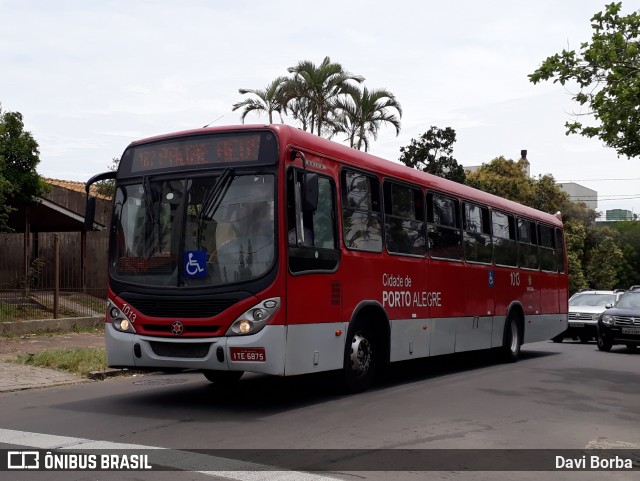 Trevo Transportes Coletivos 1013 na cidade de Porto Alegre, Rio Grande do Sul, Brasil, por Davi Borba. Número da foto: #6255014.