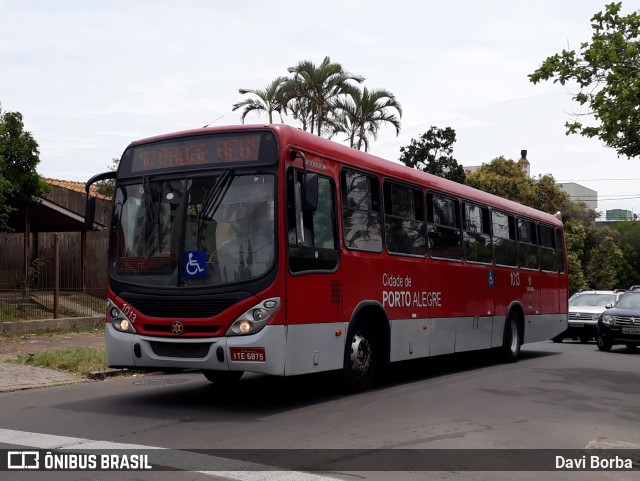 Trevo Transportes Coletivos 1013 na cidade de Porto Alegre, Rio Grande do Sul, Brasil, por Davi Borba. ID da foto: 6255014.