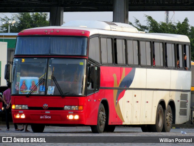 Ônibus Particulares 9434 na cidade de Messias, Alagoas, Brasil, por Willian Pontual. Número da foto: #6256339.