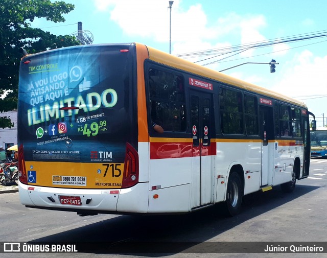 Empresa Metropolitana 715 na cidade de Brasil, por Júnior Quinteiro. ID da foto: 6254664.