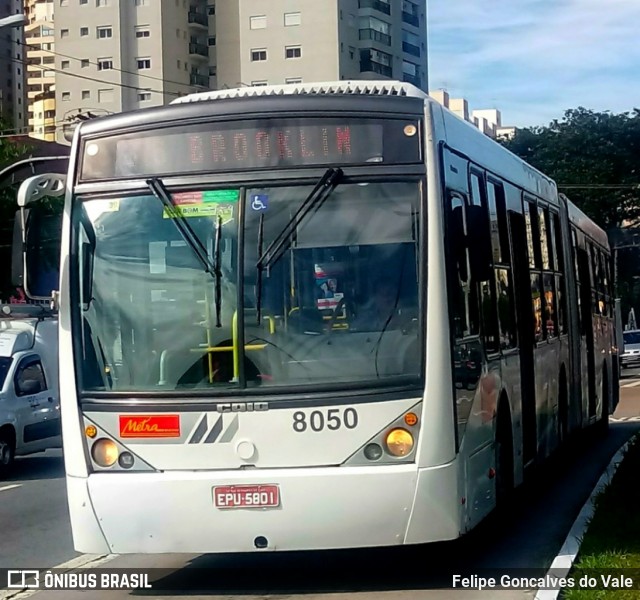 Metra - Sistema Metropolitano de Transporte 8050 na cidade de São Paulo, São Paulo, Brasil, por Felipe Goncalves do Vale. Número da foto: #6203764.