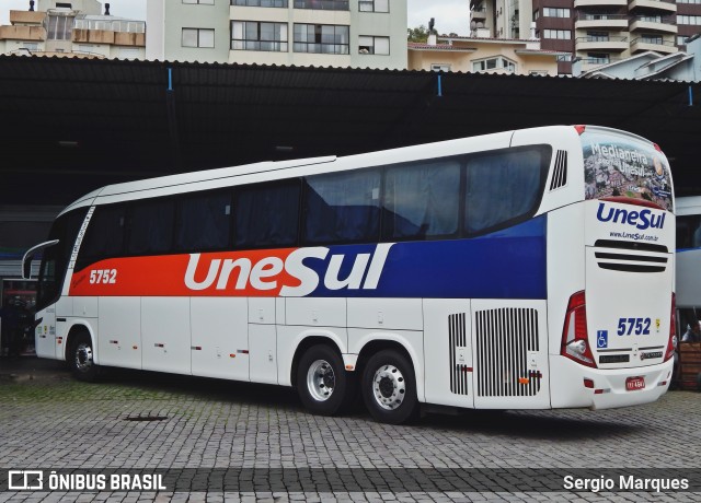 Unesul de Transportes 5752 na cidade de Caxias do Sul, Rio Grande do Sul, Brasil, por Sergio Marques . Número da foto: #6203056.
