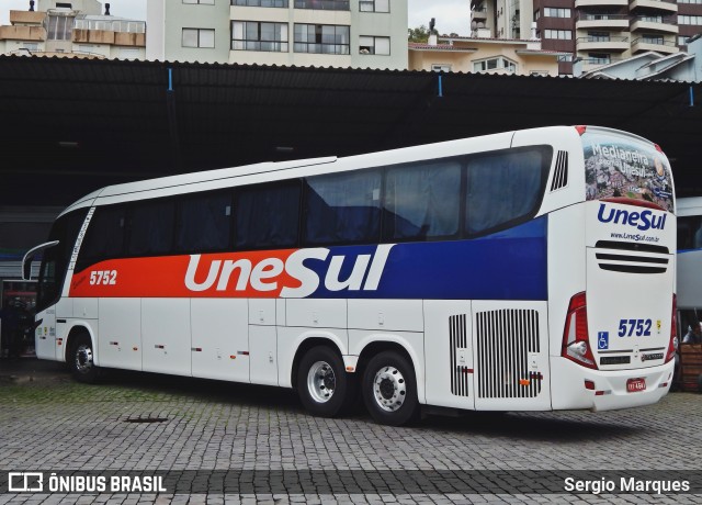 Unesul de Transportes 5752 na cidade de Caxias do Sul, Rio Grande do Sul, Brasil, por Sergio Marques . ID da foto: 6203056.