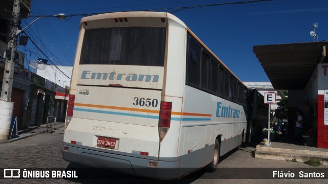 Emtram 3650 na cidade de Tanhaçu, Bahia, Brasil, por Flávio  Santos. Número da foto: #6204533.