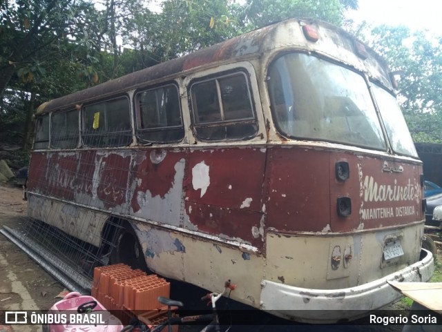 Ônibus Particulares 6597 na cidade de Brasil, por Rogerio Soria. ID da foto: 6208009.