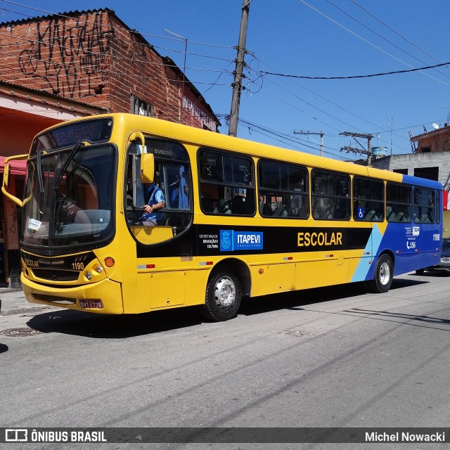Escolares 1190 na cidade de Itapevi, São Paulo, Brasil, por Michel Nowacki. Número da foto: #6211455.