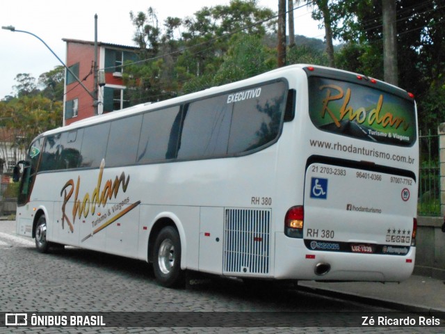 Rhodan Turismo e Viagens RH-380 na cidade de Petrópolis, Rio de Janeiro, Brasil, por Zé Ricardo Reis. Número da foto: #6274868.