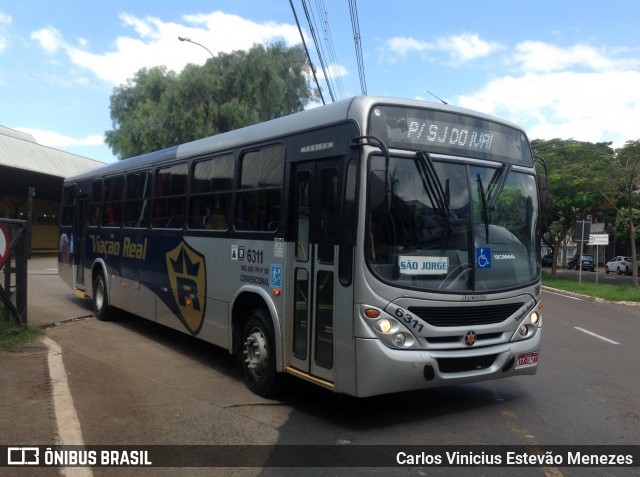 Viação Real 6311 na cidade de Maringá, Paraná, Brasil, por Carlos Vinicius Estevão Menezes. ID da foto: 6274539.