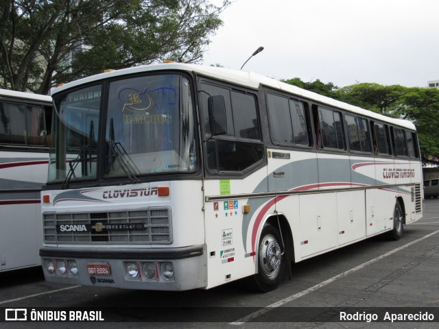 Clovis Turismo 8080 na cidade de Aparecida, São Paulo, Brasil, por Rodrigo  Aparecido. Número da foto: #6281543.