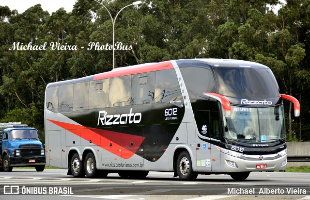 Rizzato Transporte e Turismo 6012 na cidade de Barueri, São Paulo, Brasil, por Michael  Alberto Vieira. ID da foto: 6280179.