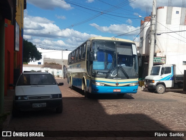 Viação Novo Horizonte 803411 na cidade de Barra da Estiva, Bahia, Brasil, por Flávio  Santos. Número da foto: #6282843.