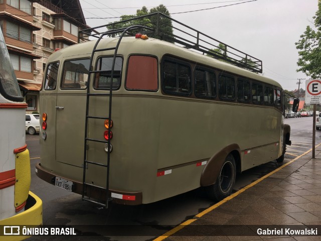 Benvenuto Turismo 1951 na cidade de Gramado, Rio Grande do Sul, Brasil, por Gabriel Kowalski. Número da foto: #6282560.