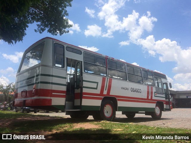 Viação Osasco 1981 na cidade de Carapicuíba, São Paulo, Brasil, por Kevin Miranda Barros. ID da foto: 6285033.