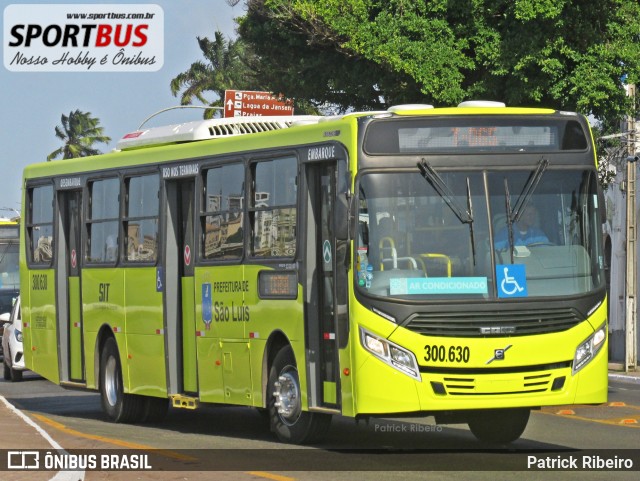 Autoviaria Matos 300.630 na cidade de São Luís, Maranhão, Brasil, por Patrick Ribeiro. Número da foto: #6286816.