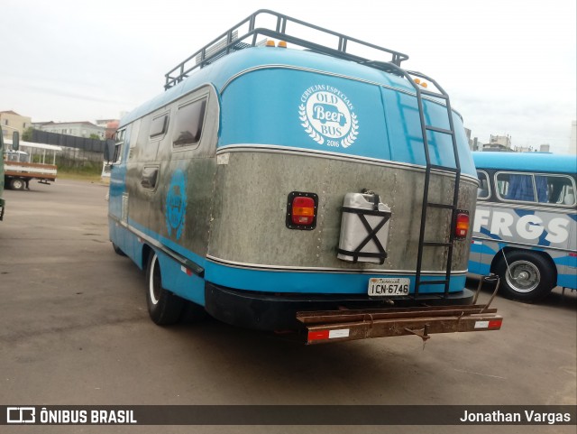Cervejaria Old Bus Beer 6746 na cidade de Porto Alegre, Rio Grande do Sul, Brasil, por Jonathan Vargas. Número da foto: #6294699.