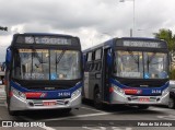 Empresa de Transportes e Turismo Carapicuiba 24.524 na cidade de Carapicuíba, São Paulo, Brasil, por Fábio de Sá Aráujo. Número da foto: #:id.