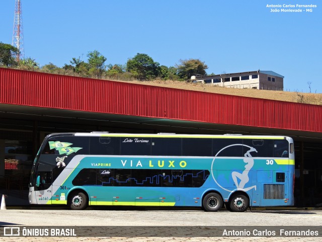 Via Luxo 030 na cidade de João Monlevade, Minas Gerais, Brasil, por Antonio Carlos Fernandes. Número da foto: #6295855.