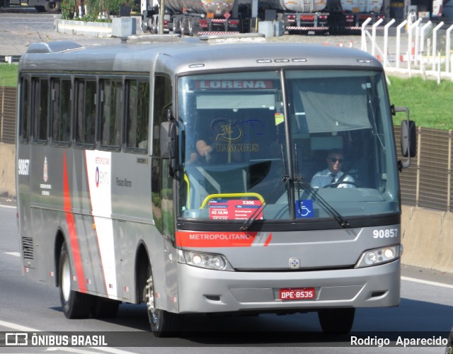 Empresa de Ônibus Pássaro Marron 90.857 na cidade de Aparecida, São Paulo, Brasil, por Rodrigo  Aparecido. ID da foto: 6298899.