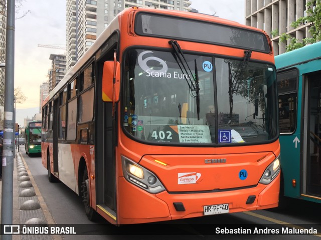 Express de Santiago Uno HRPF-40 na cidade de Brasil, por Sebastian Andres Maluenda. ID da foto: 6302375.