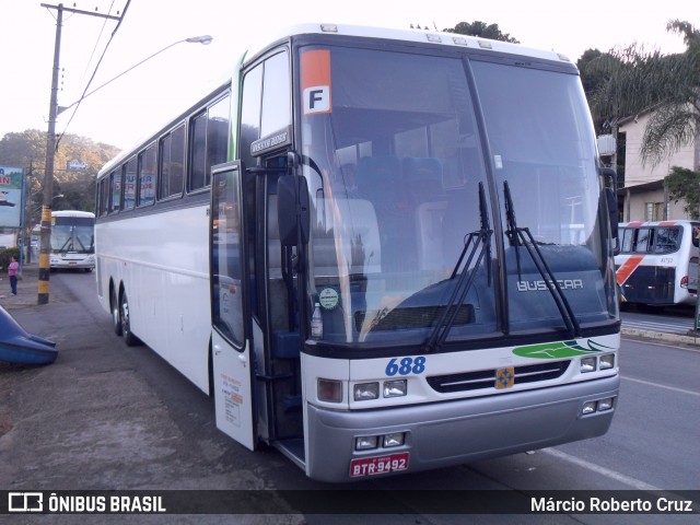 PRM Turismo 688 na cidade de Poços de Caldas, Minas Gerais, Brasil, por Márcio Roberto Cruz. Número da foto: #6301480.
