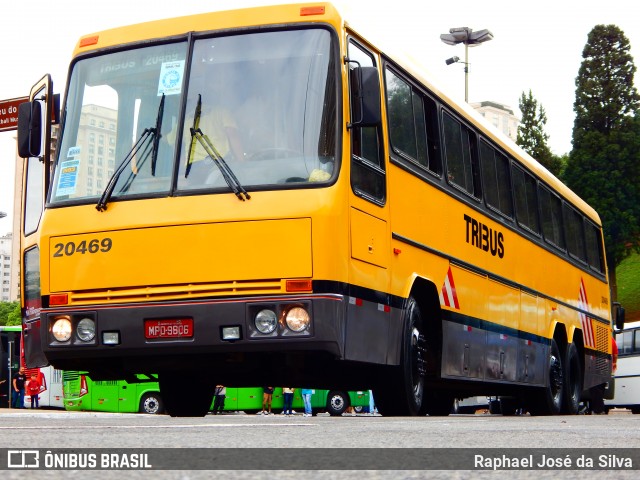 Ônibus Particulares 20469 na cidade de São Paulo, São Paulo, Brasil, por Raphael José da Silva. Número da foto: #6306458.