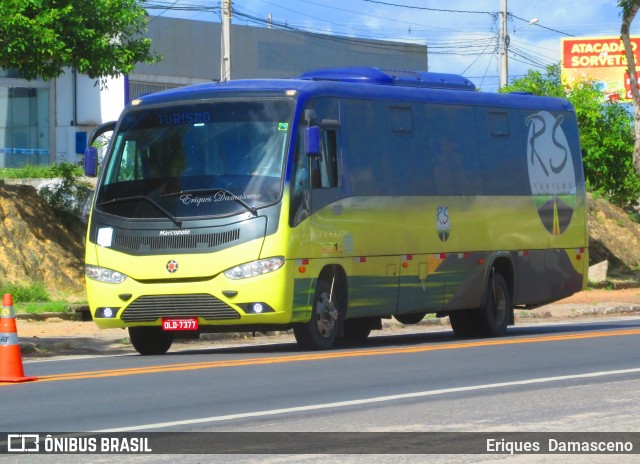 Ônibus Particulares 2013 na cidade de Eunápolis, Bahia, Brasil, por Eriques  Damasceno. Número da foto: #6306096.