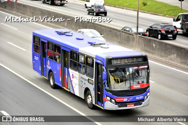 Ralip Transportes Rodoviários 23.071 na cidade de Barueri, São Paulo, Brasil, por Michael  Alberto Vieira. ID da foto: 6307210.