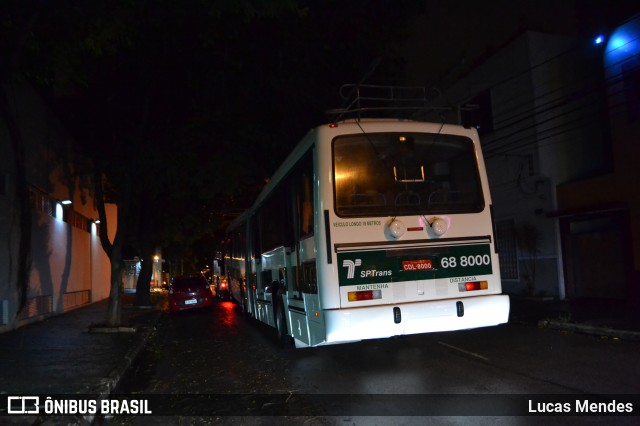 SPTrans - São Paulo Transporte 68 8000 na cidade de São Paulo, São Paulo, Brasil, por Lucas Mendes. Número da foto: #6309531.