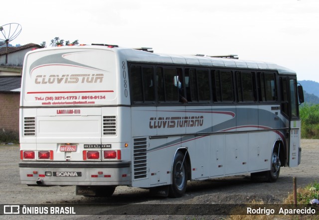 Clovis Turismo 8080 na cidade de Passa Quatro, Minas Gerais, Brasil, por Rodrigo  Aparecido. Número da foto: #6312761.