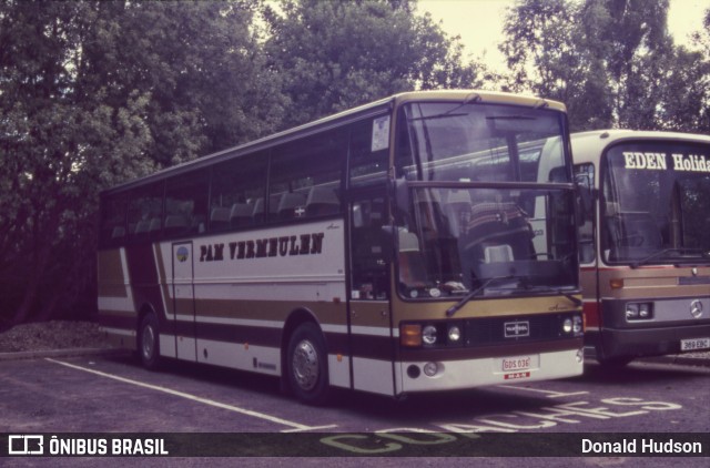 Pam Vermeulen 036 na cidade de Brasil, por Donald Hudson. ID da foto: 6312053.