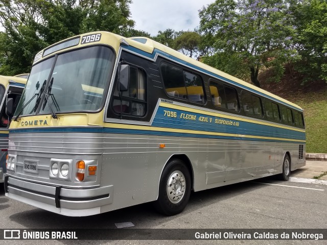 Ônibus Particulares 7096 na cidade de São Paulo, São Paulo, Brasil, por Gabriel Oliveira Caldas da Nobrega. Número da foto: #6313494.