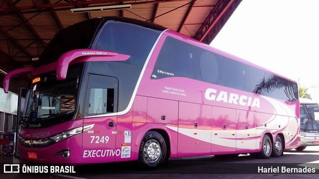 Viação Garcia 7249 na cidade de Londrina, Paraná, Brasil, por Hariel Bernades. ID da foto: 6314851.