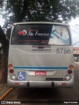 VAL - Viação Apucarana Ltda. 5758 na cidade de Apucarana, Paraná, Brasil, por Sergio Ravaneda. Número da foto: #6316017.