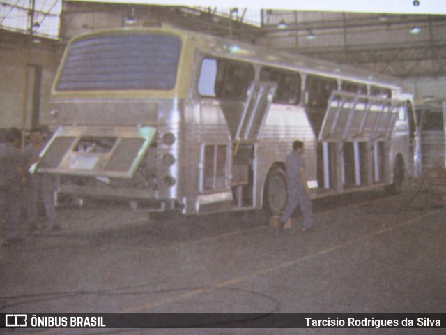 Viação Cometa  na cidade de Brasil, por Tarcisio Rodrigues da Silva. ID da foto: 6261973.